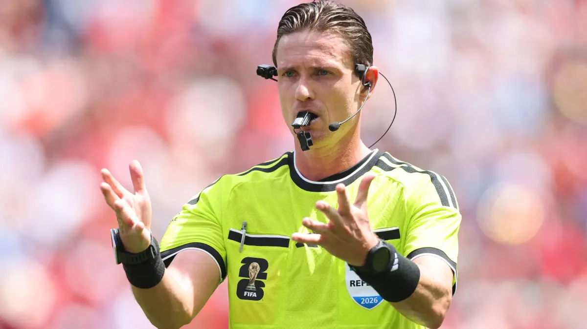 Belgium v Egypt: Group G - FIFA World Cup 2026: SEATTLE, WASHINGTON - JUNE 15: Referee Ramon Abatti reacts during the FIFA World Cup 2026 Group G match between Belgium and Egypt at Seattle Stadium on June 15, 2026 in Seattle, Washington. Alex Grimm/Getty Images/AFP (Photo by ALEX GRIMM / GETTY IMAGES NORTH AMERICA / Getty Images via AFP)