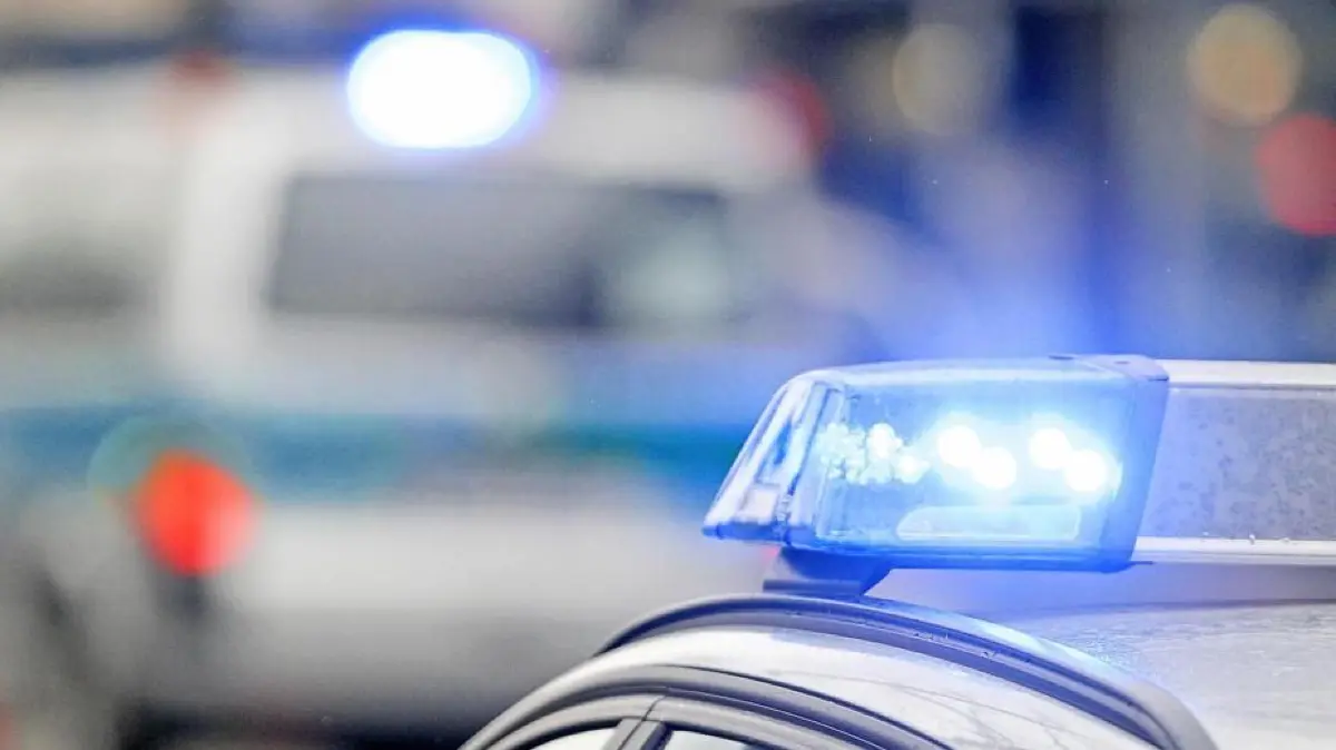Blaulicht Unfall Symbolfoto Schwabo LZ OV
