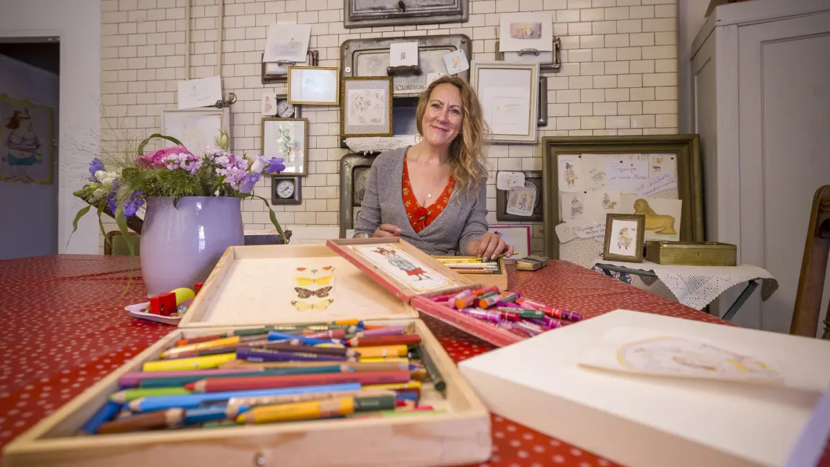 Tanja Hanser und ihr neuer Kunstraum "POPeia" in einer ehemaligen Bäckerei in der Turmgasse