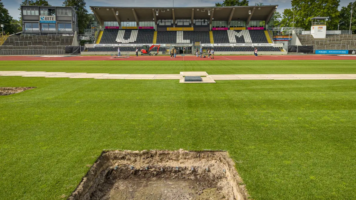 Fußball, Donaustadion & SSV Ulm: Bombensuche rund ums Stadion, zentraler Medientermin