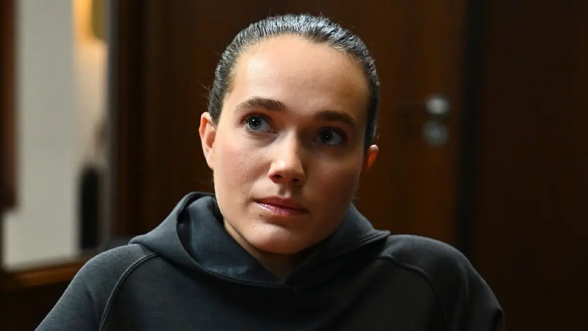 Joana Perez (Josephine Martz) hat das Unfassbare erlebt und kann sich niemandem mitteilen.