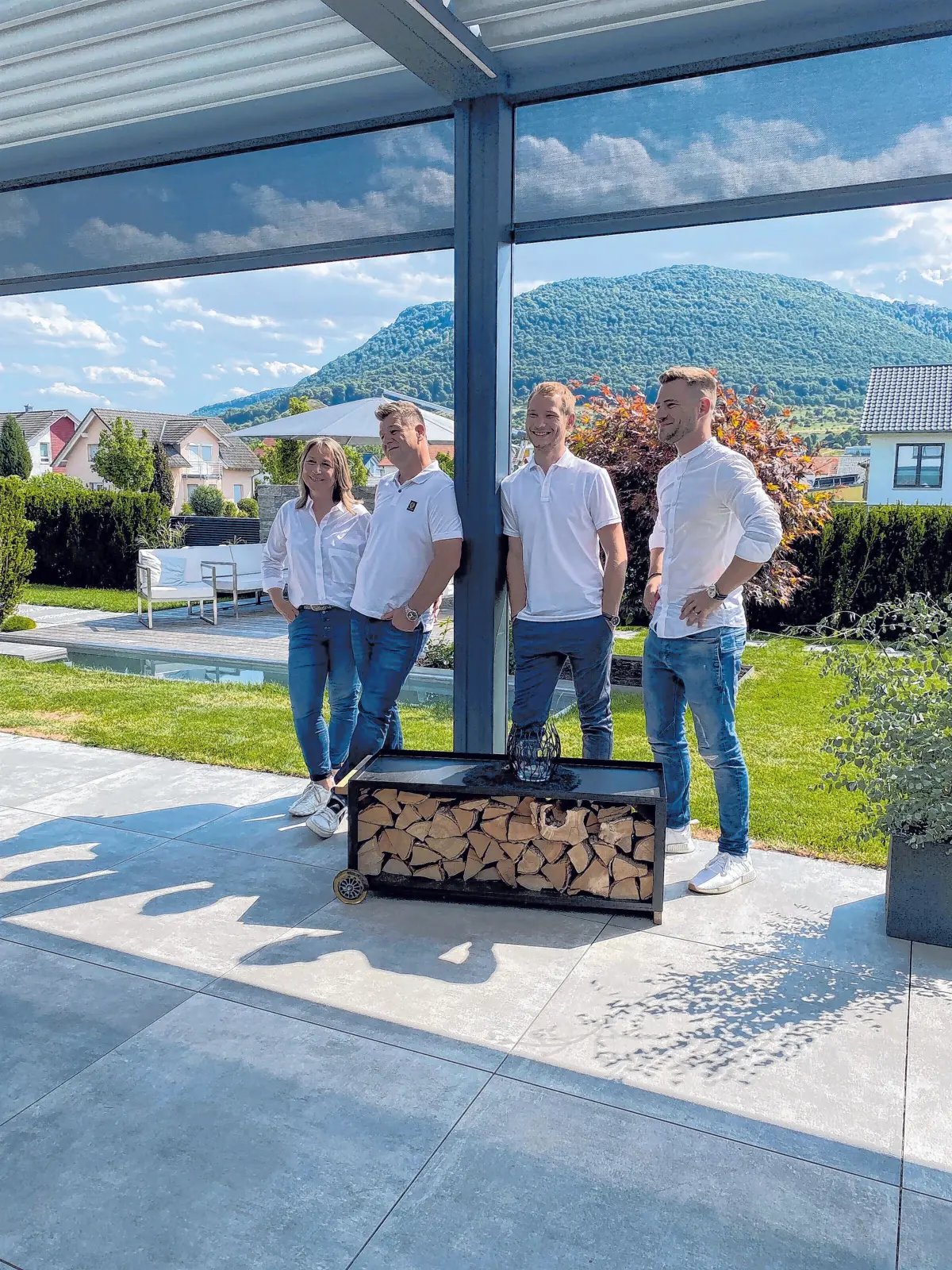Petra, Rainer, Johannes und Maximilian Möhn (v. l.) freuen sich auf ein schönes Festwochenende mit vielen Gästen aus Dettingen und der ganzen Region.⇥Foto: Unternehmen