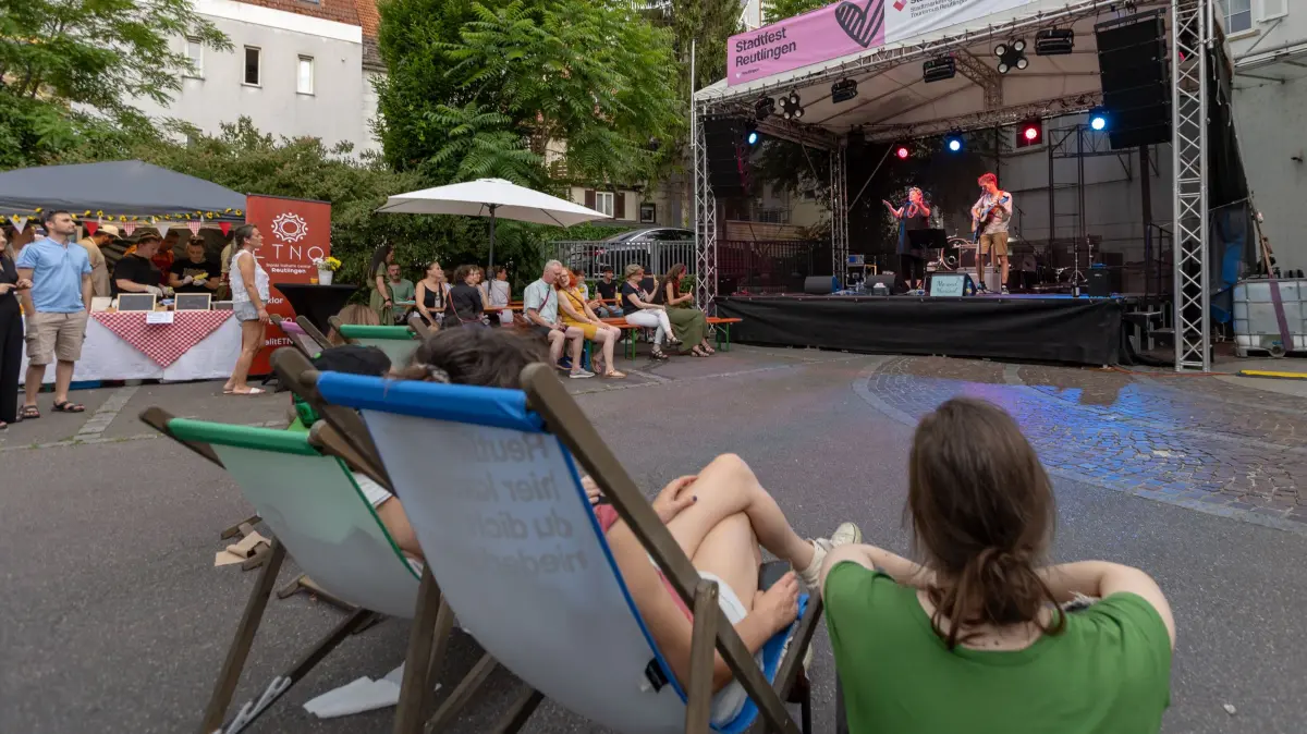 Reutlingen Stadtfest 2026, 19. und 20. Juni 2026, Innenstadt Party Menschen Altstadt feiern