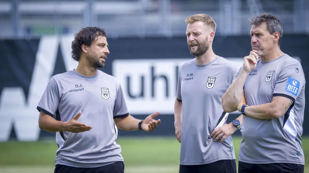 Fußball, SSV Ulm: Auftakt in die Vorbereitung, Daniel Jungwirth, Martin Minks, Oliver Unsöld