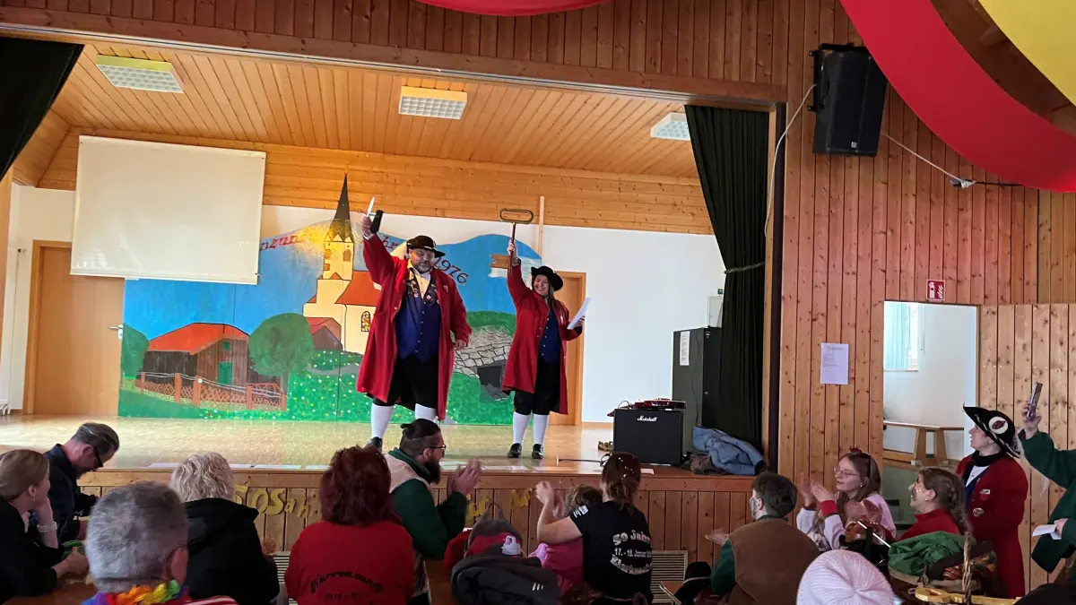 Ihre Amtszeit hatten Bianca Fuhrer und Alexander Michel verlängert, um das 50-jährige Jubiläum der Rohrdorfer Eierknacker noch betreuen zu können. Doch jetzt braucht die Narrenzunft Rohrdorf dringend ein neues Vorsitzendenduo.