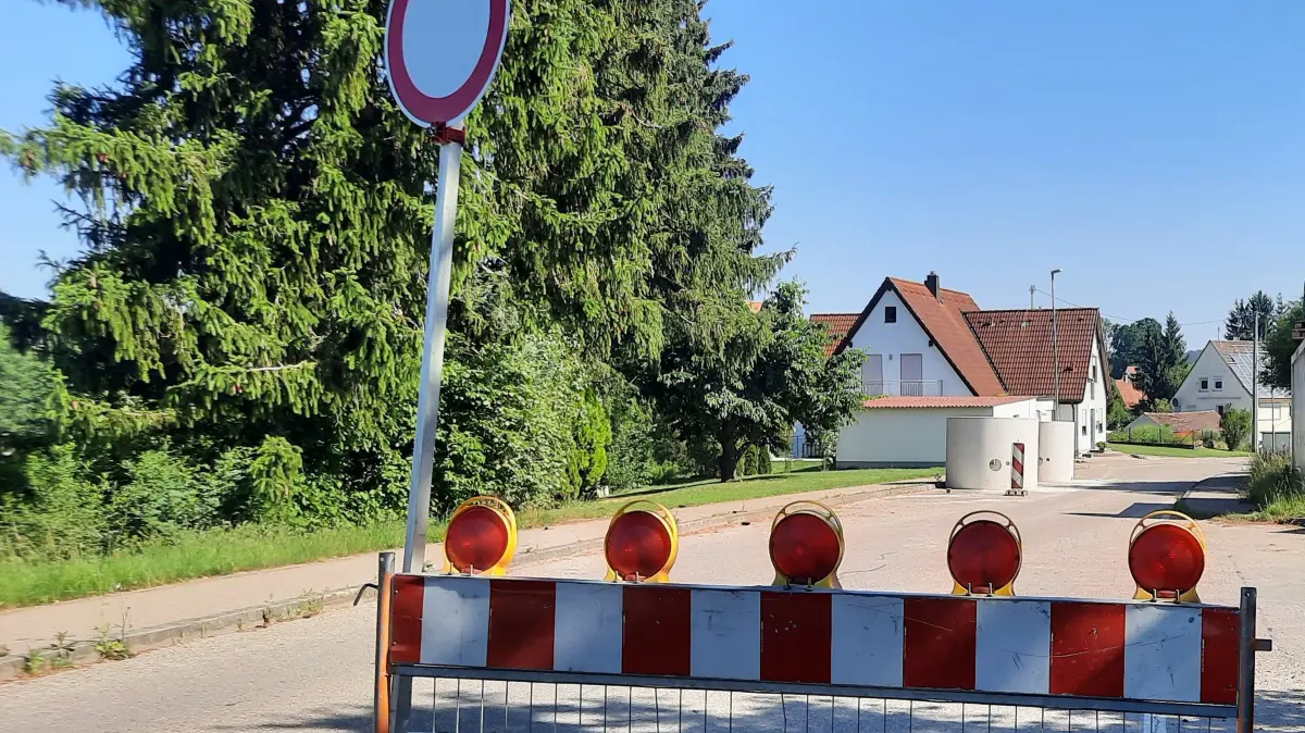 Straßensperrung zwischen Schnürpflingen und Staig