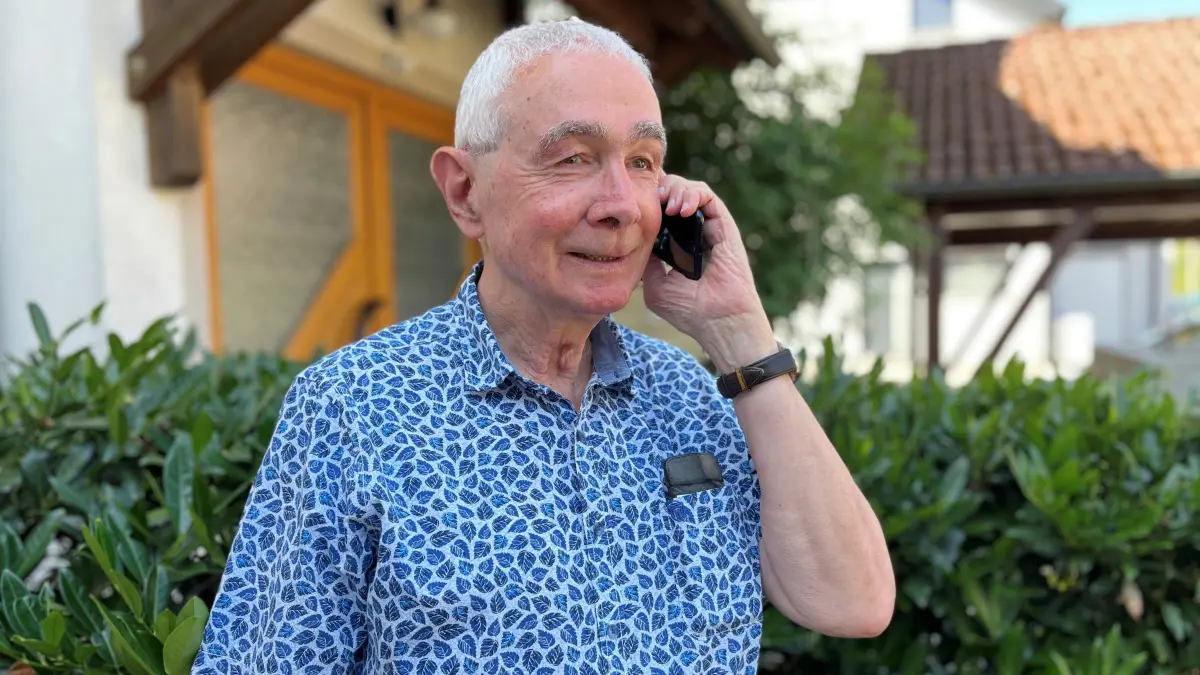 Klaus Schätzle übernimmt regelmäßig die Telefonsprechstunde des SPD-Ortsvereins Sulz-Dornhan.