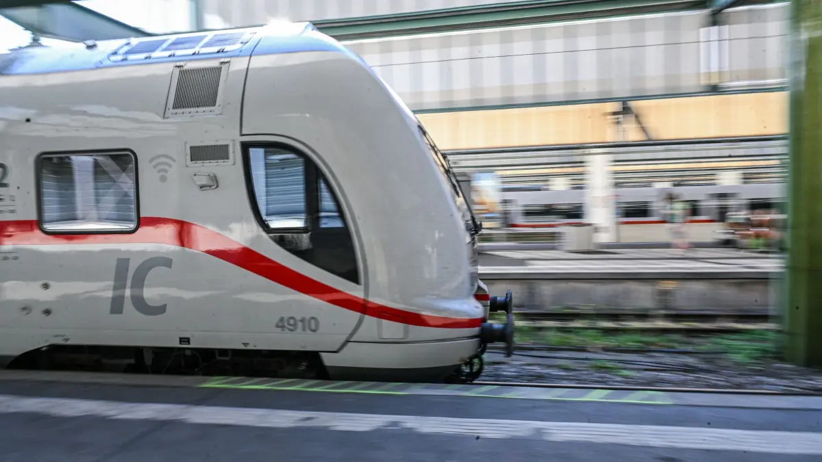 Nach dem bundesweiten Ausfall bei der Deutschen Bahn - Stuttgart
