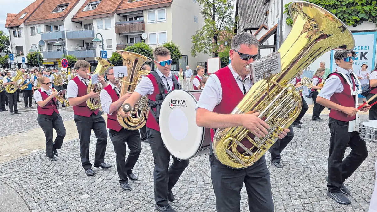 Der unbestrittene Höhepunkt wird der große Festumzug am Festsonntag.