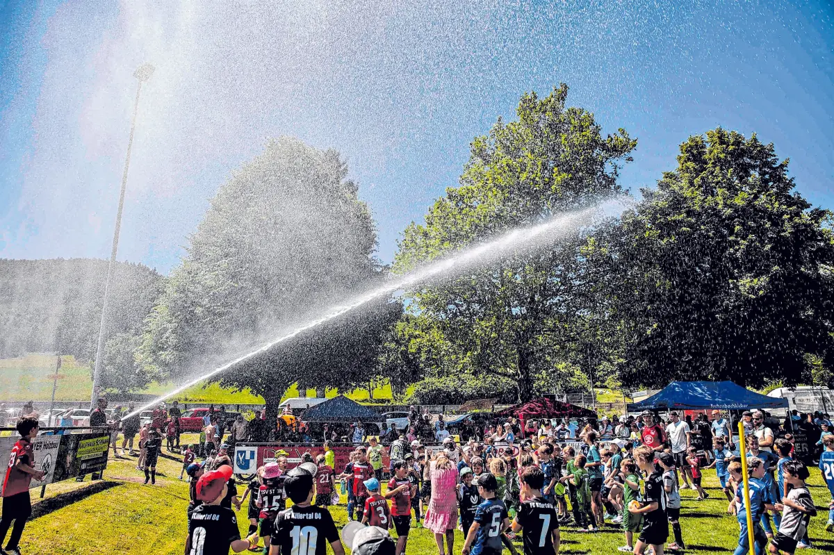 In diesem Sommer bestimmt keine schlecht Idee...⇥Fotos: FC Killertal 04