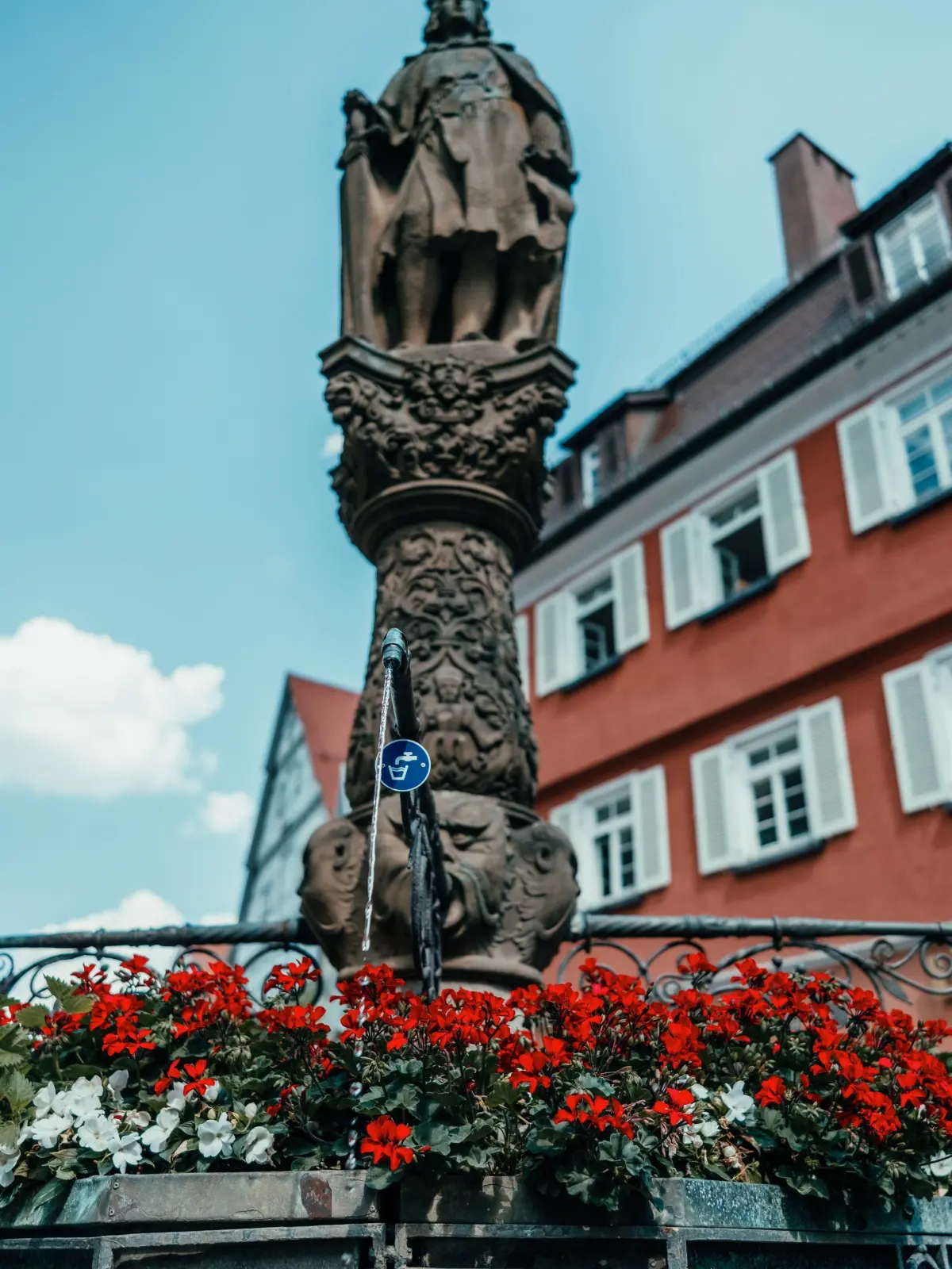 Trinkwasserstellen sorgen für Abkühlung. Seit 2020 hat sich ihre Zahl in Reutlingen von drei auf zehn erhöht.