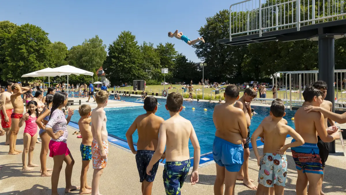 Sommer, Sonne, Hitze - Ein Besuch im Freibad, 5-Täler-Bad Geislingen