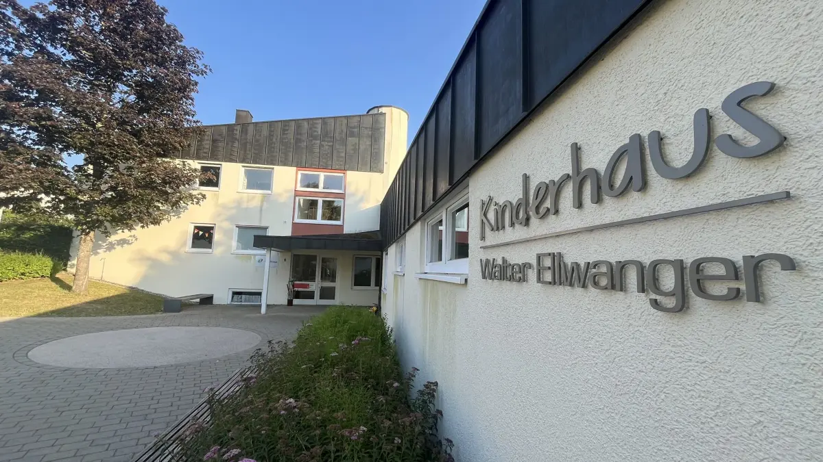 Im Gemeinderat Dettingen war am Donnerstagabend die Neuordnung des Verkehrs rund um das Walter-Ellwanger-Kinderhaus Thema.