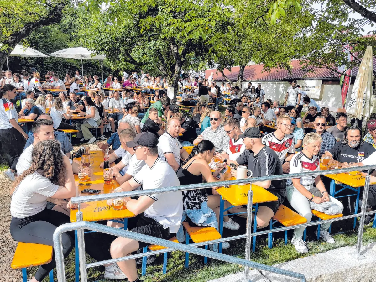 Festlaune ist in Berg garantiert, wenn die Besucher zusammenfinden.⇥