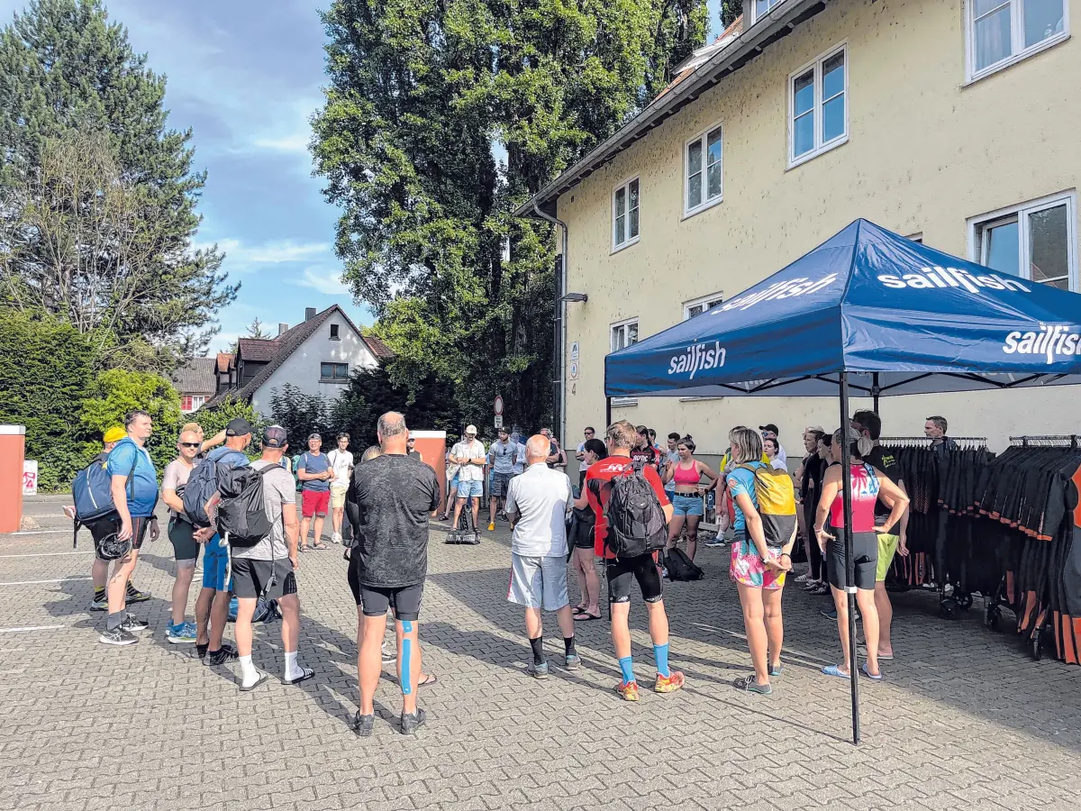 Swim-Night in Tübingen. ⇥Foto: Carla Miller