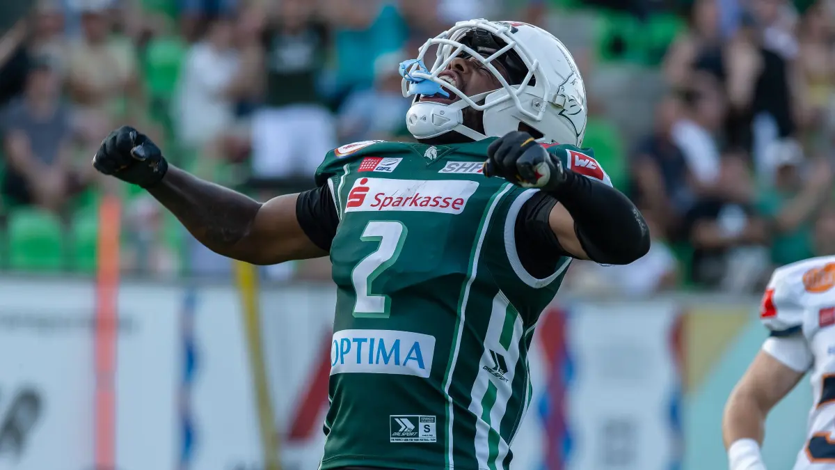 Rayjuon Pringle feiert einen seiner beiden Touchdowns.
