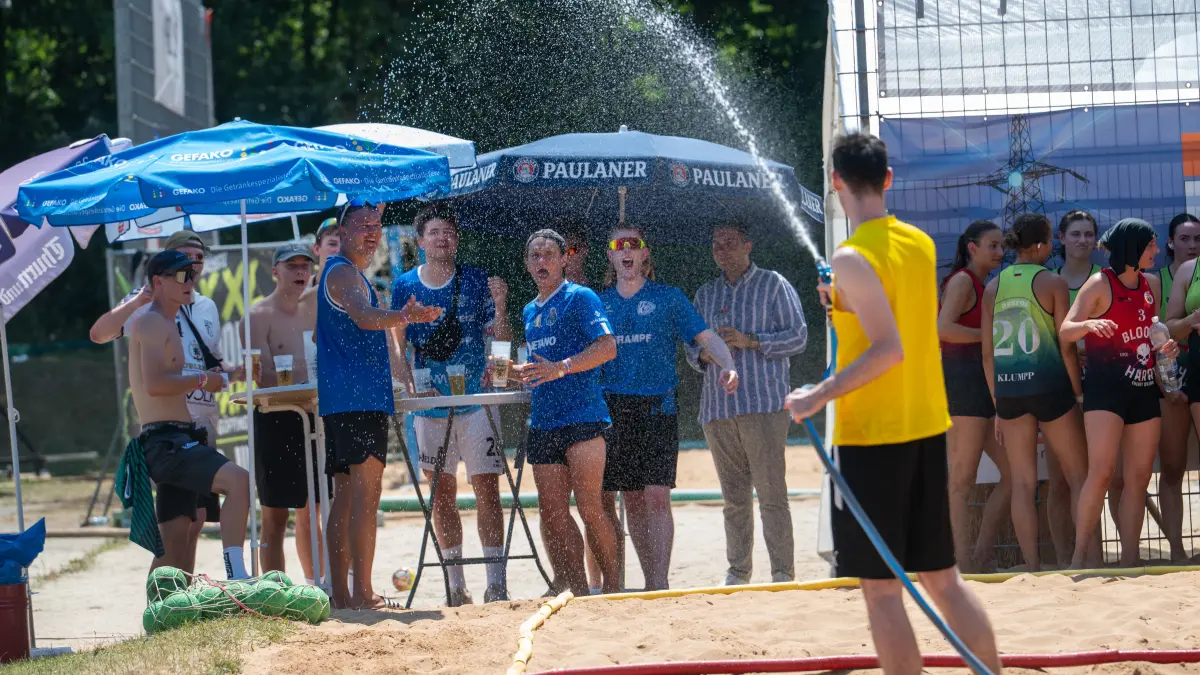 Beachhandball-Turnier in Bartenbach 2026 Finale Männer und Frauen