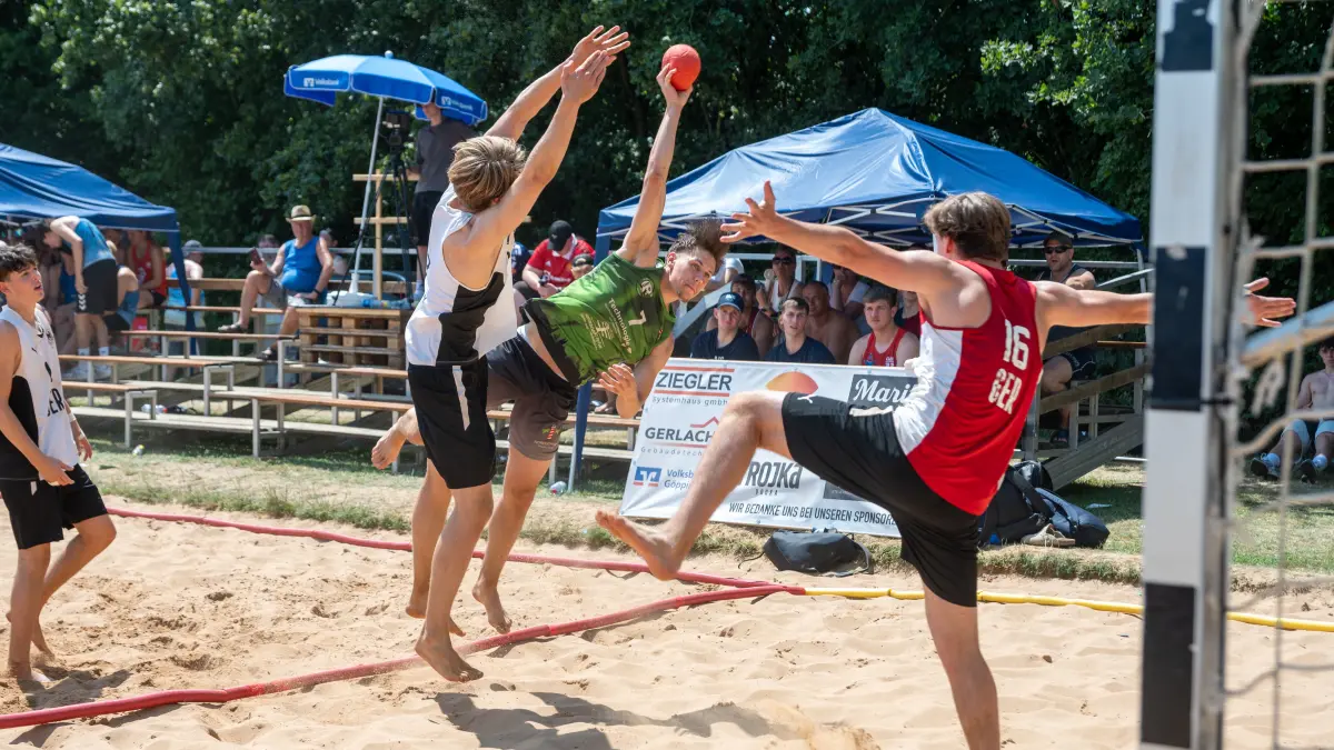 Beachhandball-Turnier in Bartenbach 2026 Finale Männer und Frauen