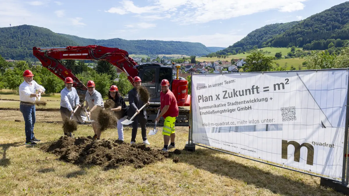 Offizieller Spatenstich für das Baugebiet Riegelstraße-Süd in Reichenbach