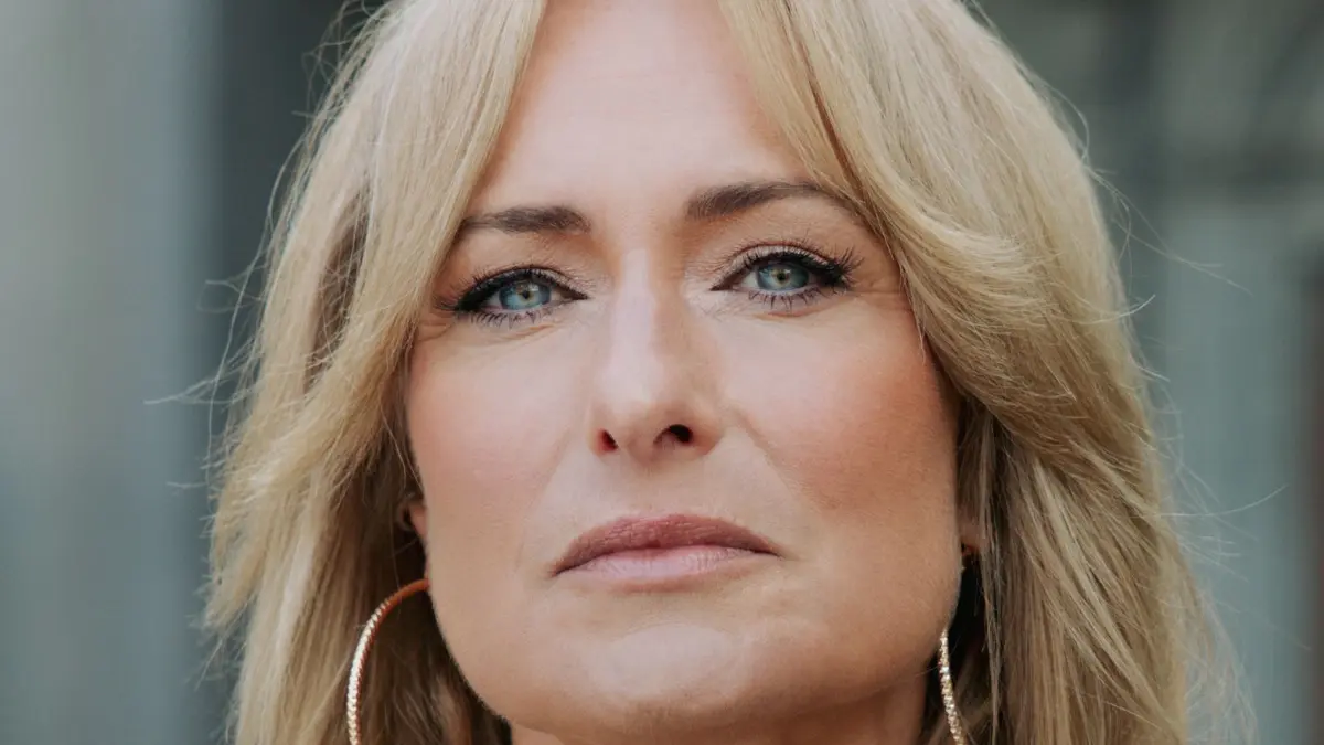 GZSZ-Urgestein Maren Seefeld (Eva Mona Rodekirchen) vermisst ihre Tochter.