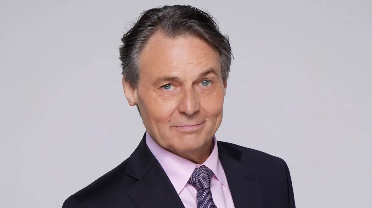 Jugendliche haben es auf Jo Gerner (Wolfgang Bahro) abgesehen.