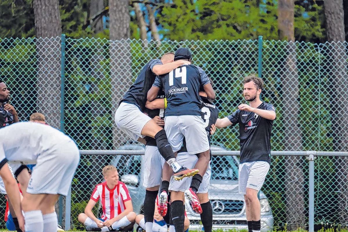 Der FC Hechingen ist Hohenzollernpokal-Titelverteidiger. ⇥Foto: Maximilian Schwabenthan