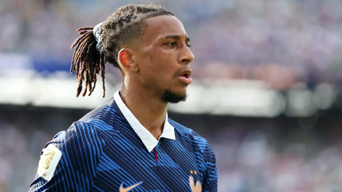 France v Sweden: Round Of 32 - FIFA World Cup 2026: EAST RUTHERFORD, NEW JERSEY - JUNE 30: Michael Olise #11 of France looks on during the FIFA World Cup 2026 Round Of 32 match between France and Sweden at New York New Jersey Stadium on June 30, 2026 in East Rutherford, New Jersey. Al Bello/Getty Images/AFP (Photo by AL BELLO / GETTY IMAGES NORTH AMERICA / Getty Images via AFP)