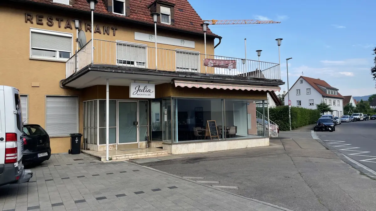 Bereichert seit dem 13. Juni das Wohngebiet Bodenfeld in Göppingen: „Julias Backatelier“ bietet als Café nicht nur Leckereien sondern auch einen Treffpunkt für die Bewohner.