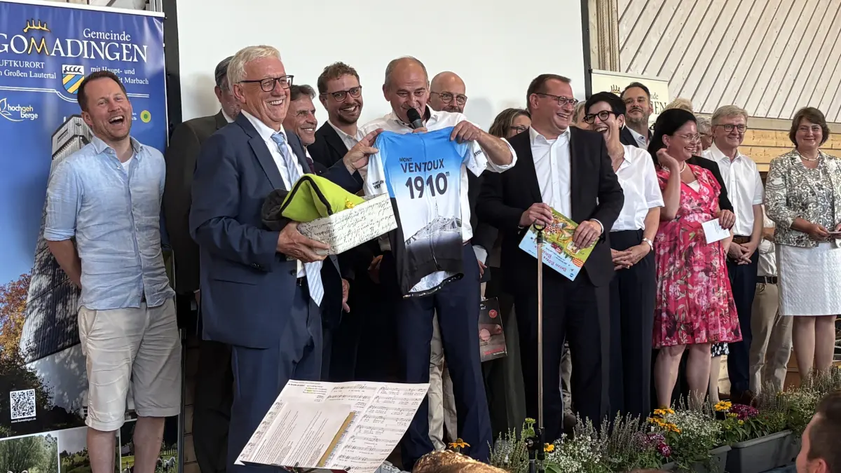 Eine Ära geht zu Ende: Bürgermeister Klemens Betz (vorne links) war den anderen Schultes stets ein Kollege, Berater und Freund.