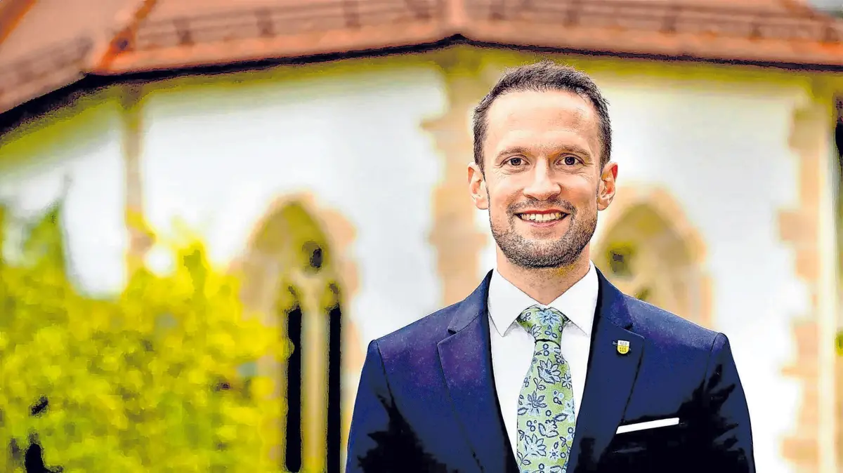Oberbürgermeister Christoph Grimmer (im Bild) wird ein Grußwort sprechen, Stadtarchivar Volker Förtsch einen Exkurs durch die Geschichte Beuerlbachs halten. ⇥Fotos: Archiv
