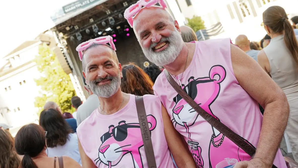 Das Publikum ist begeistert.