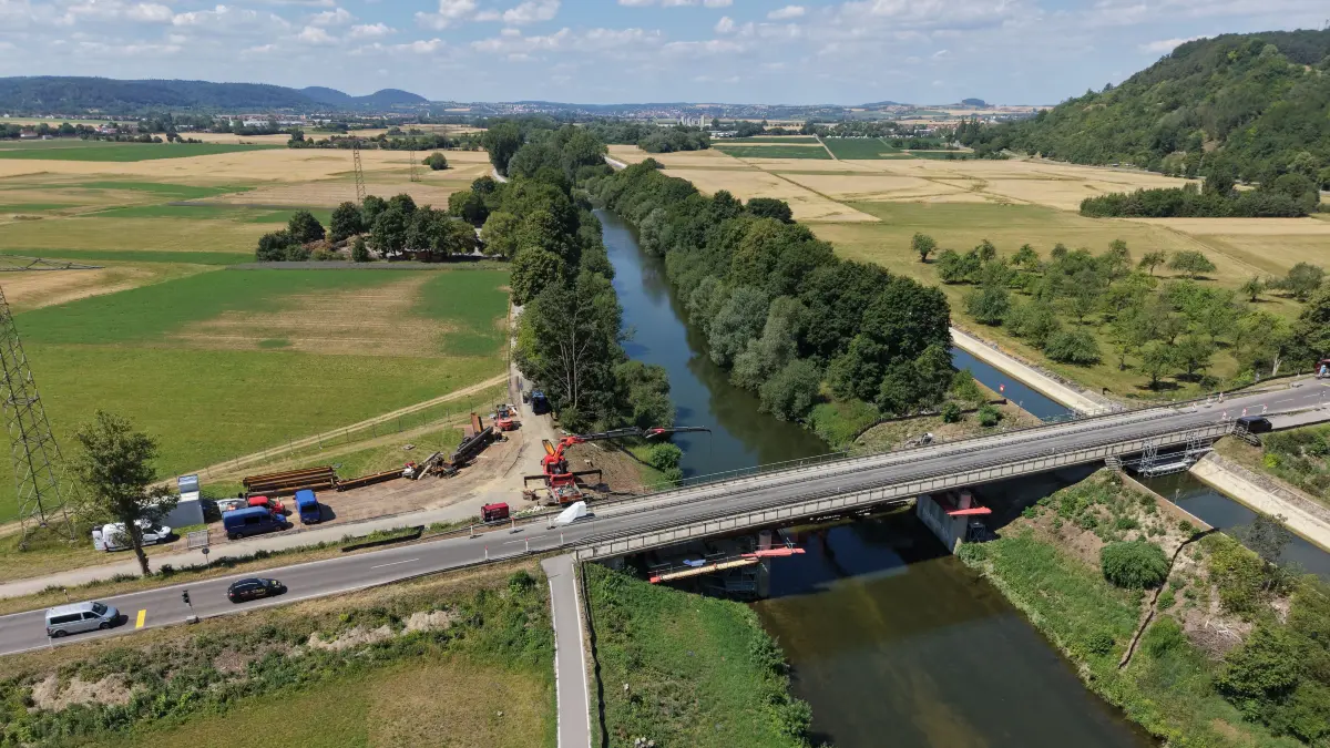 Tübingen Hirschau Hirschauer Brücke Landesstraße 371 L371 Bauarbeiten Neckar Luftbild