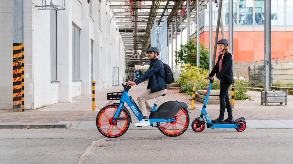 Dott ist ab sofort der einzige Anbieter von sogenannter Mikromobilität in Ulm und Neu-Ulm. Doch zum Start der Konzessionslaufzeit gibt es Ärger.