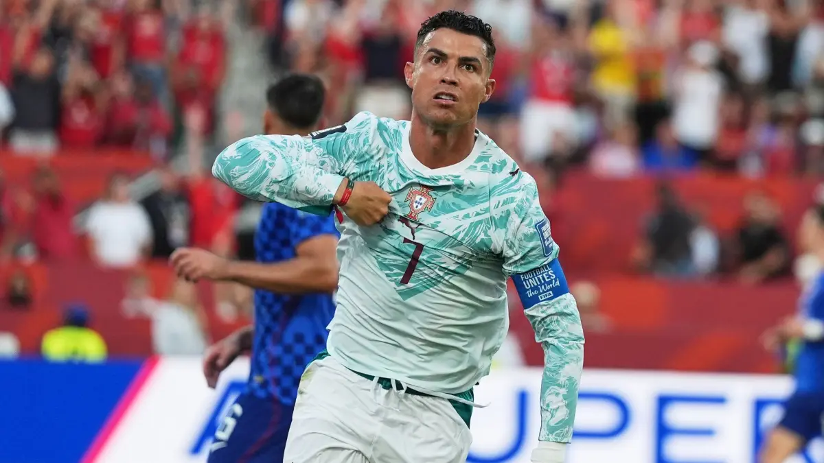 WM 2026 - Portugal - Kroatien: 02.07.2026, Kanada, Toronto: Fußball, Männer, WM 2026, Portugal - Kroatien, Finalrunde, Sechzehntelfinale, Toronto-Stadion. Der Portugiese Cristiano Ronaldo jubelt nach einem Tor, das aberkannt wurde. Foto: Stephanie Scarbrough/AP/dpa +++ dpa-Bildfunk +++