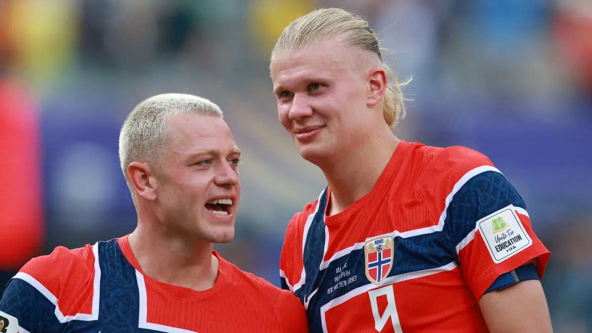 Brazil v Norway: Round of 16 - FIFA World Cup 2026: EAST RUTHERFORD, NEW JERSEY - JULY 05: Julian Ryerson #26 and Erling Haaland #9 of Norway celebrate after the 2-1 victory during the FIFA World Cup 2026 Round of 16 match between Brazil and Norway at New York New Jersey Stadium on July 05, 2026 in East Rutherford, New Jersey. Elsa/Getty Images/AFP (Photo by ELSA / GETTY IMAGES NORTH AMERICA / Getty Images via AFP)