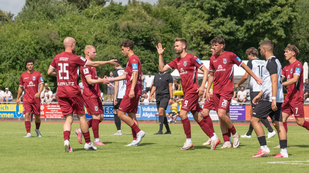 TSV Berg vs SSV Ulm, Fussball, Freundschaftsspiel, 05.07.2026: Freude beim SSV Ulm nach dem 0:1 durch Lucas Röser (SSV Ulm 1846 Fußball)
TSV Berg vs SSV Ulm, Fussball, Freundschaftsspiel, 05.07.2026
Foto: Eibner-Pressefoto/Eky EIbner