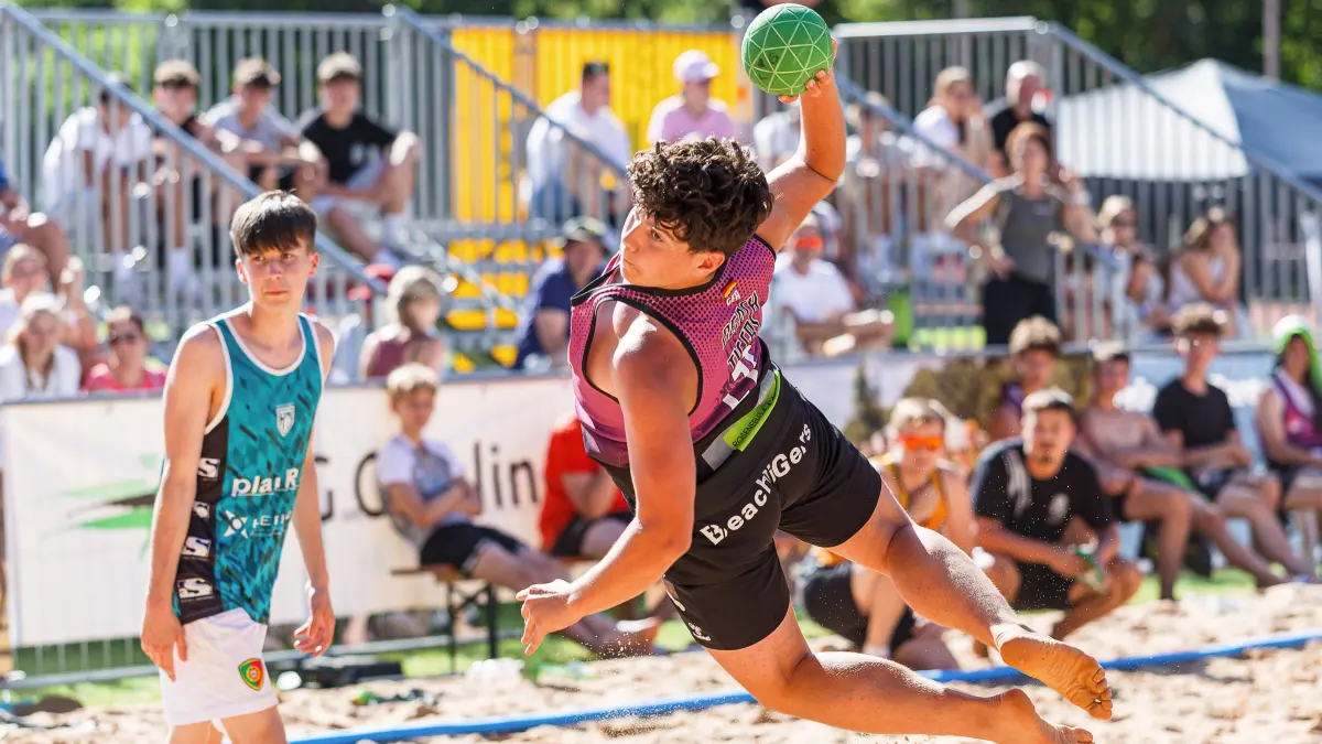 Beachhandball: Beachhandball; TG Jugend-Beach 2026;
BeachTiGers Geislingen - HT Beach, B-Jugend männlich;
04.07.2026; TG-Stadion, Geislingen.
Foto: Thomas Madel