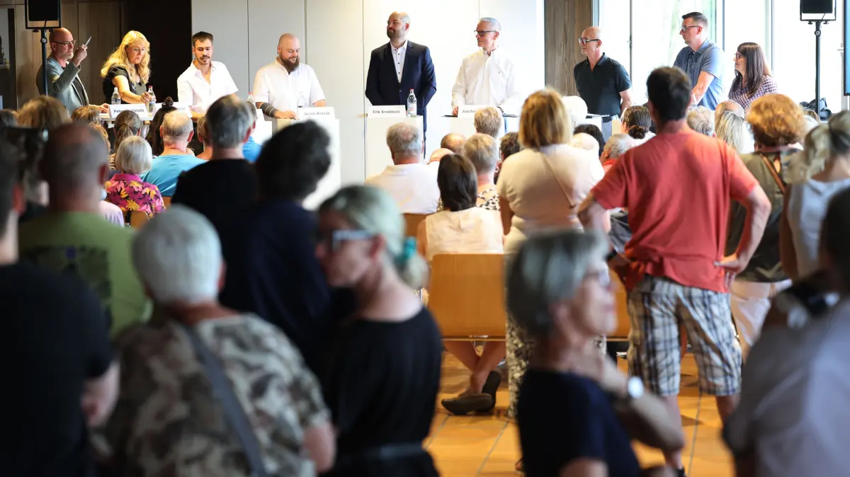 Das Wahlfrühstück in Riederich haben etwa 200 Interessierte verfolgt.