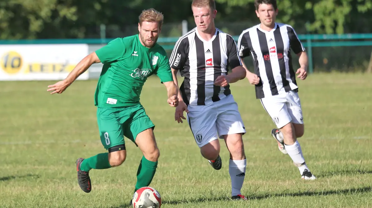SV Dotternhausen verkauft sich teuer im Ü32-Pokalfinale gegen den Favoriten aus Bösingen/Beffendorf.
