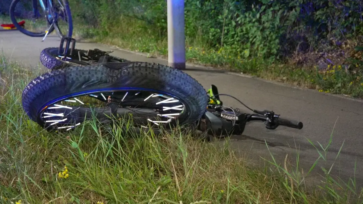 In der Nacht auf Sonntag ereignete sich ein tödlicher Fahrradunfall in Notzingen.