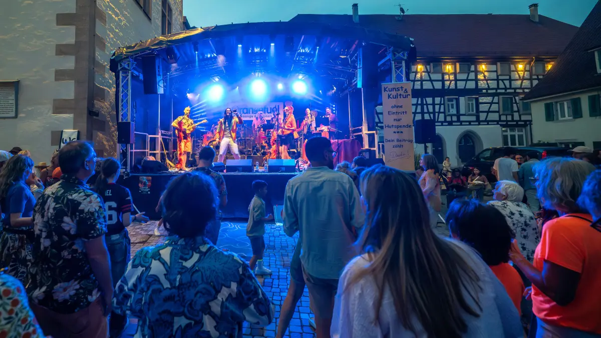 Göppingen Konzert auf Dem Schlossplatz Orangefuel