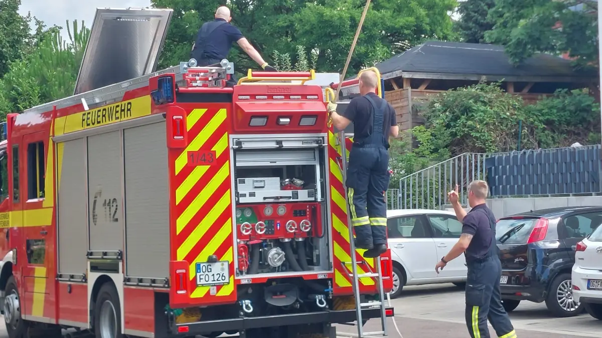 Die Feuerwehr ist vor Ort.
