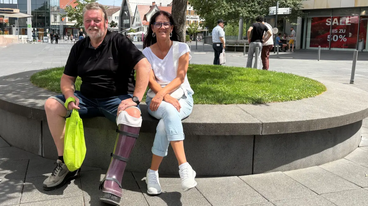 Seit dem Aus der deutschen Mannschaft verfolgen Axel und Karin aus Ludwigsburg nur noch die spannenden Spiele der WM.