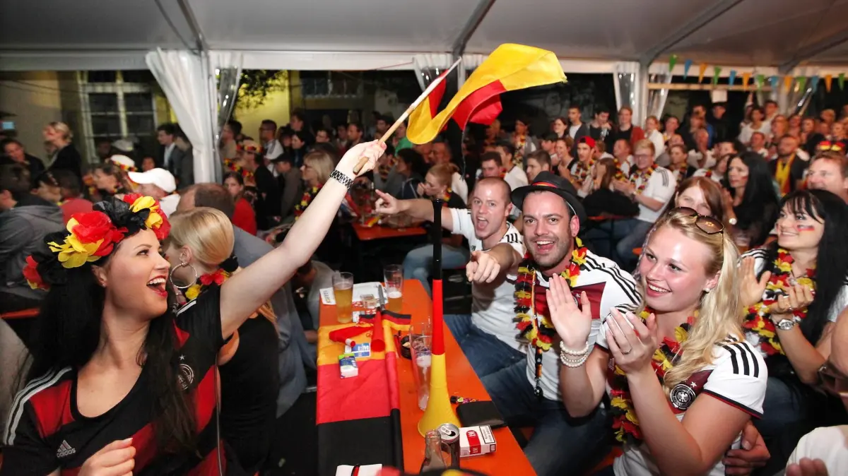 WM-Finale Fußball 2014: 13. Juli 2014, Weltmeisterschaft, Fußball, Finale, Fandorf, Hospitalhof, Schwäbisch Hall