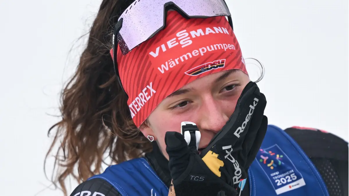 Nathalie Armbruster kann es nicht fassen, dass die Nordische Kombination aus dem olympischen Programm geflogen ist. Die 20-Jährige sieht große Schwierigkeiten auf ihre Sportart zukommen.