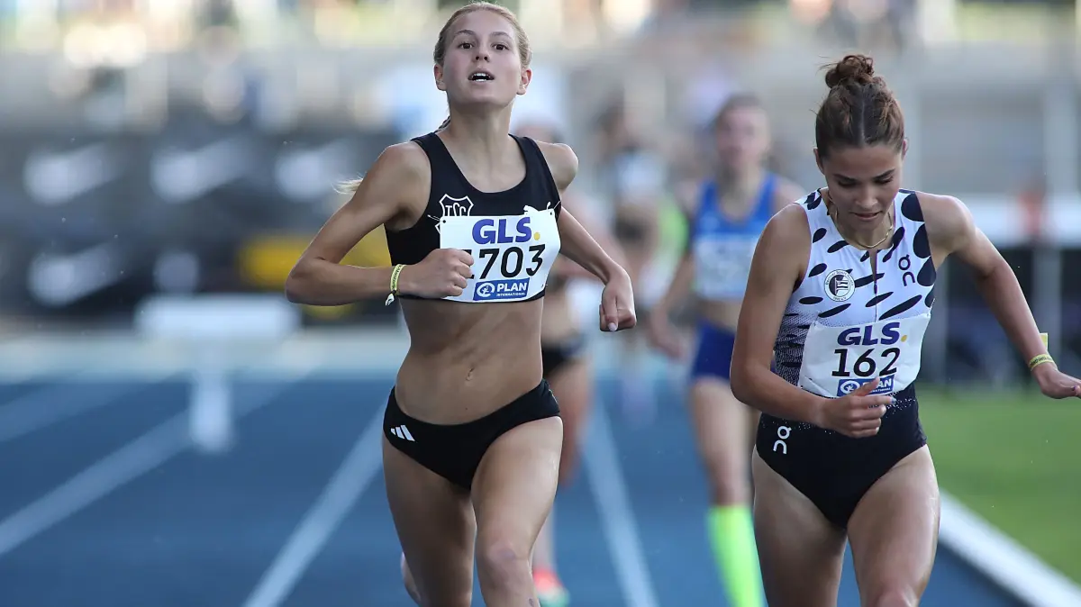 Nr. 1703: Franziska Gräter, TSG Schwäbisch Hall / Zielsprint
Deutsche Leichtathletik-Meisterschaften der Junioren U23 und Jugend U18 in Bochum-Wattenscheid (Lohrheidestadion, 03.07.2026)
Fotograf: Ralf Görlitz
Veröffentlichung nur gegen Honorar und Urhebervermerk. Mit der Honorarzahlung wird ein einfaches Nutzungsrecht erworben. Verwendung außerhalb journalistischer Zwecke nur mit ausdrücklicher Zustimmung des Urhebers.