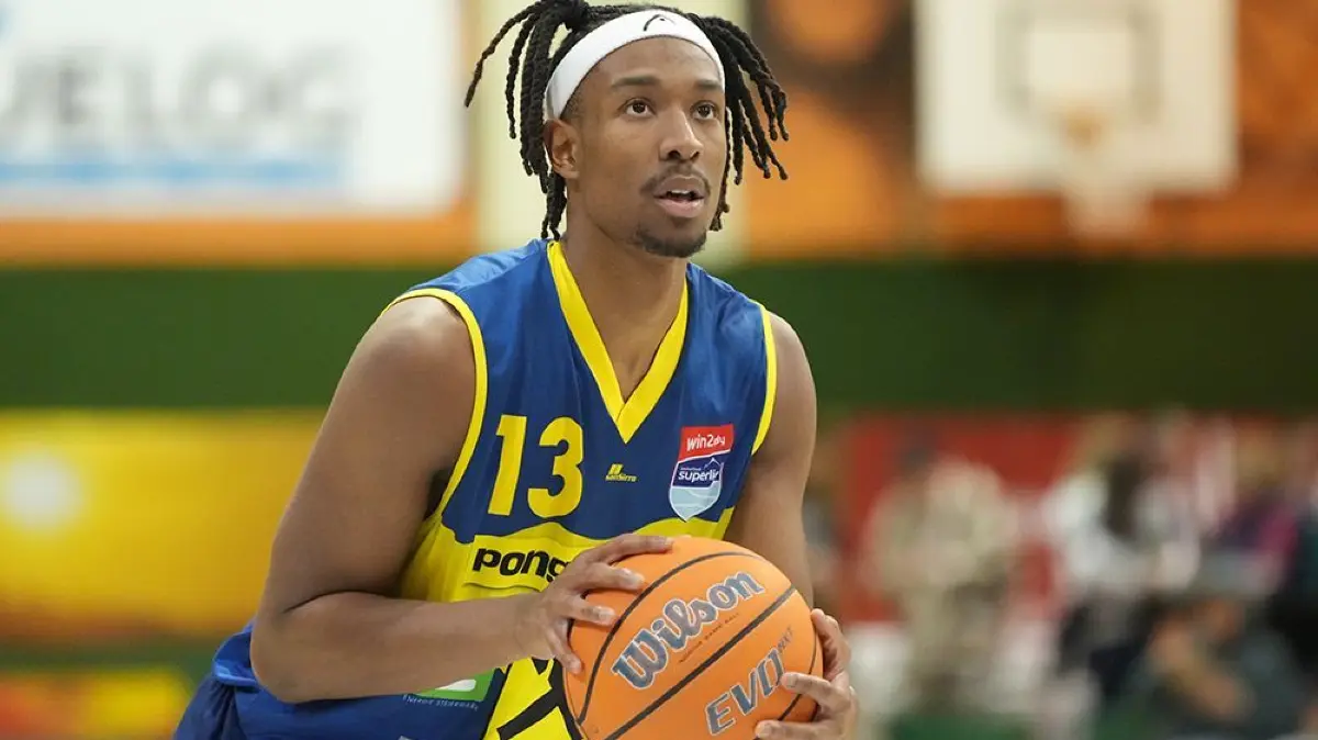 Die HAKRO Merlins Crailsheim verpflichten mit Peyton Gerald einen vielseitigen Forward.
