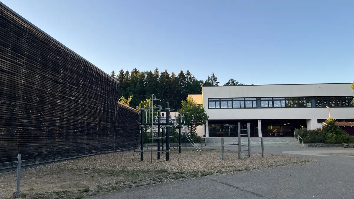 Hohensteinschule, Hohenstein