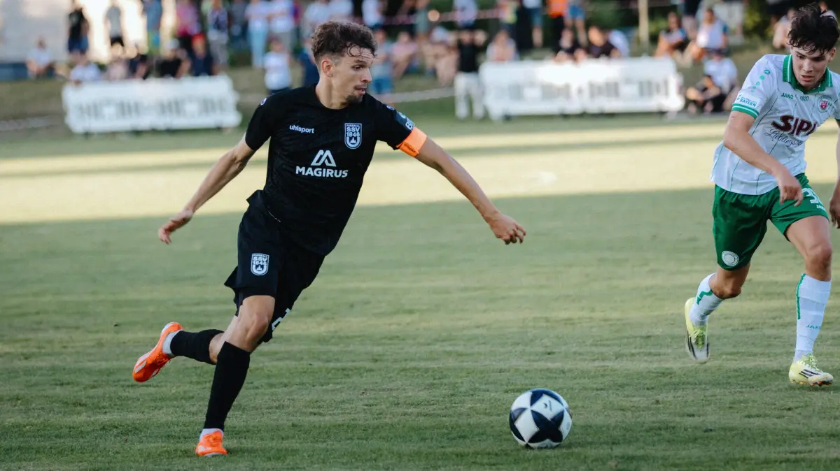 Mit 4:3 gewinnt der SSV Ulm 1846 Fußball zum Abschluss der Trainingslager-Woche das Testspiel gegen den VfB Eichstätt.