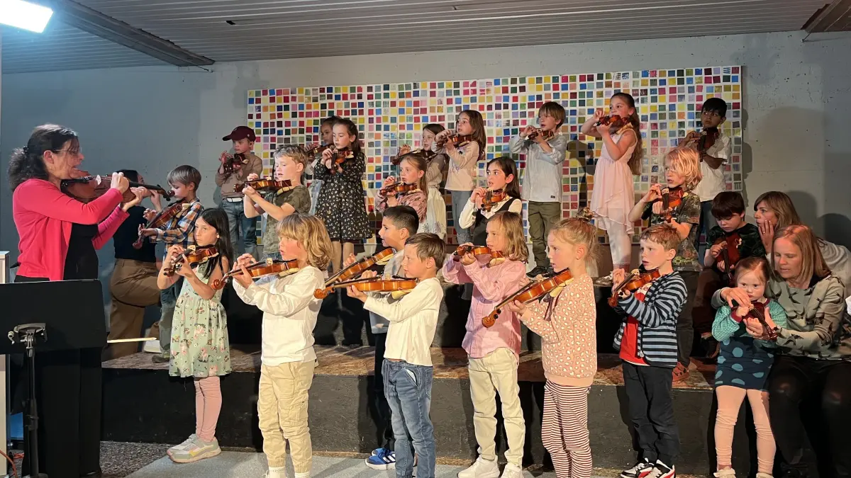 Streicherkonzert der Erstklässler im Schuljahr 2024/25 an der Meinloh-Grundschule Ulm